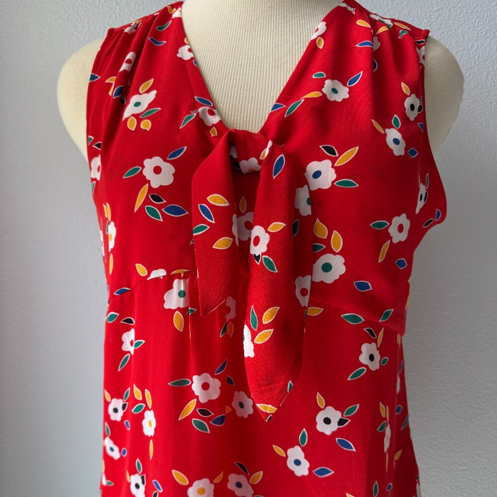 CAbi Tied-Up Top #5734 Red Floral Empire V Neck-XL